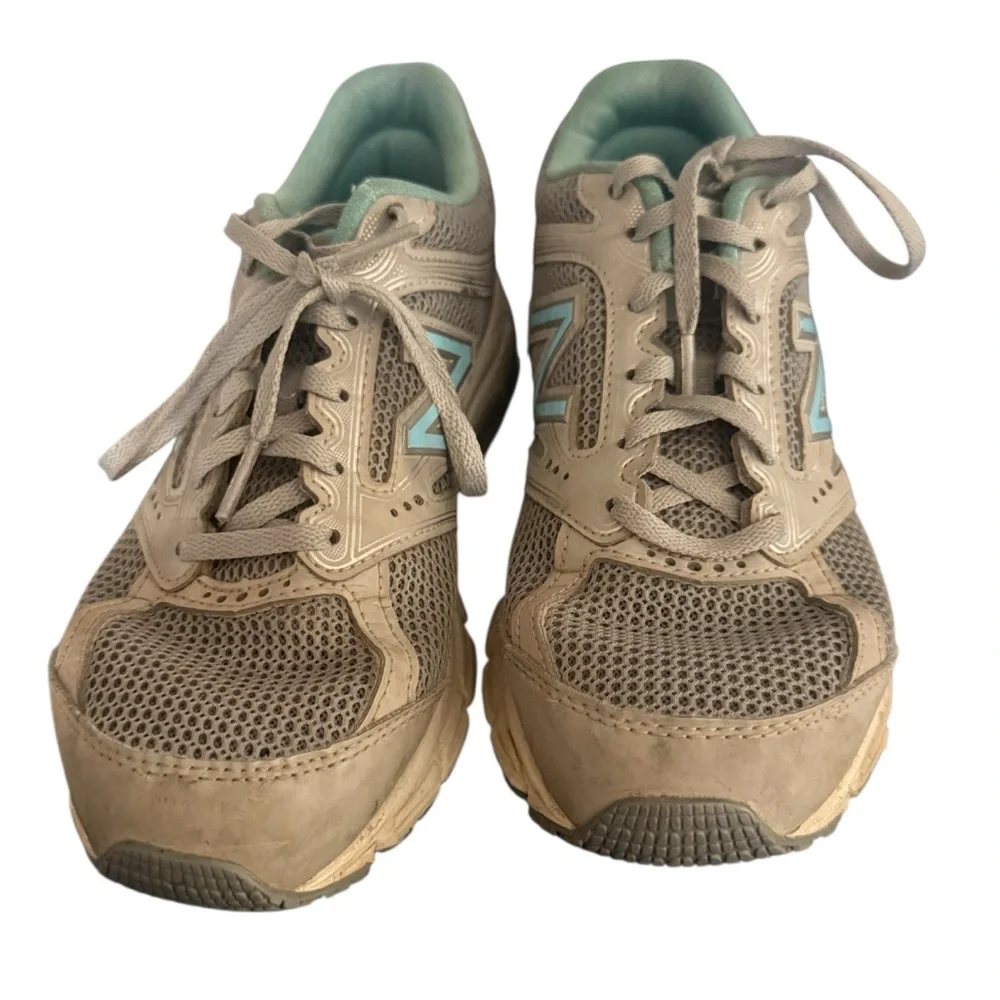 New Balance Women's Gray and Light Blue Athletic Shoes